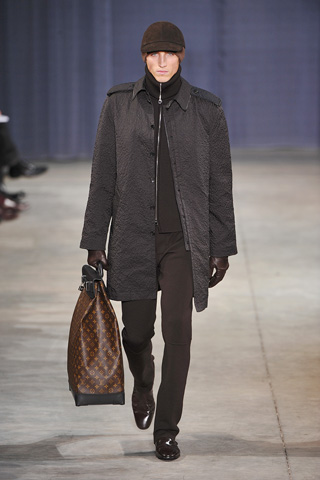 Louis Vuitton / - 2009-2010